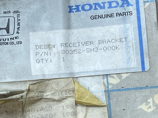NOS 1988 OEM HONDA CRX AC A/C RECEIVER DRYER MOUNT BRACKET **RARE**