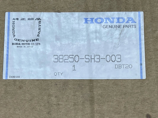 NOS OEM 88-91 Honda CRX Main Fuse Box Discontinued **RARE** 38250-SH3-003