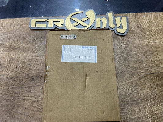 NOS OEM 88-91 Honda CRX Main Fuse Box Discontinued **RARE** 38250-SH3-003
