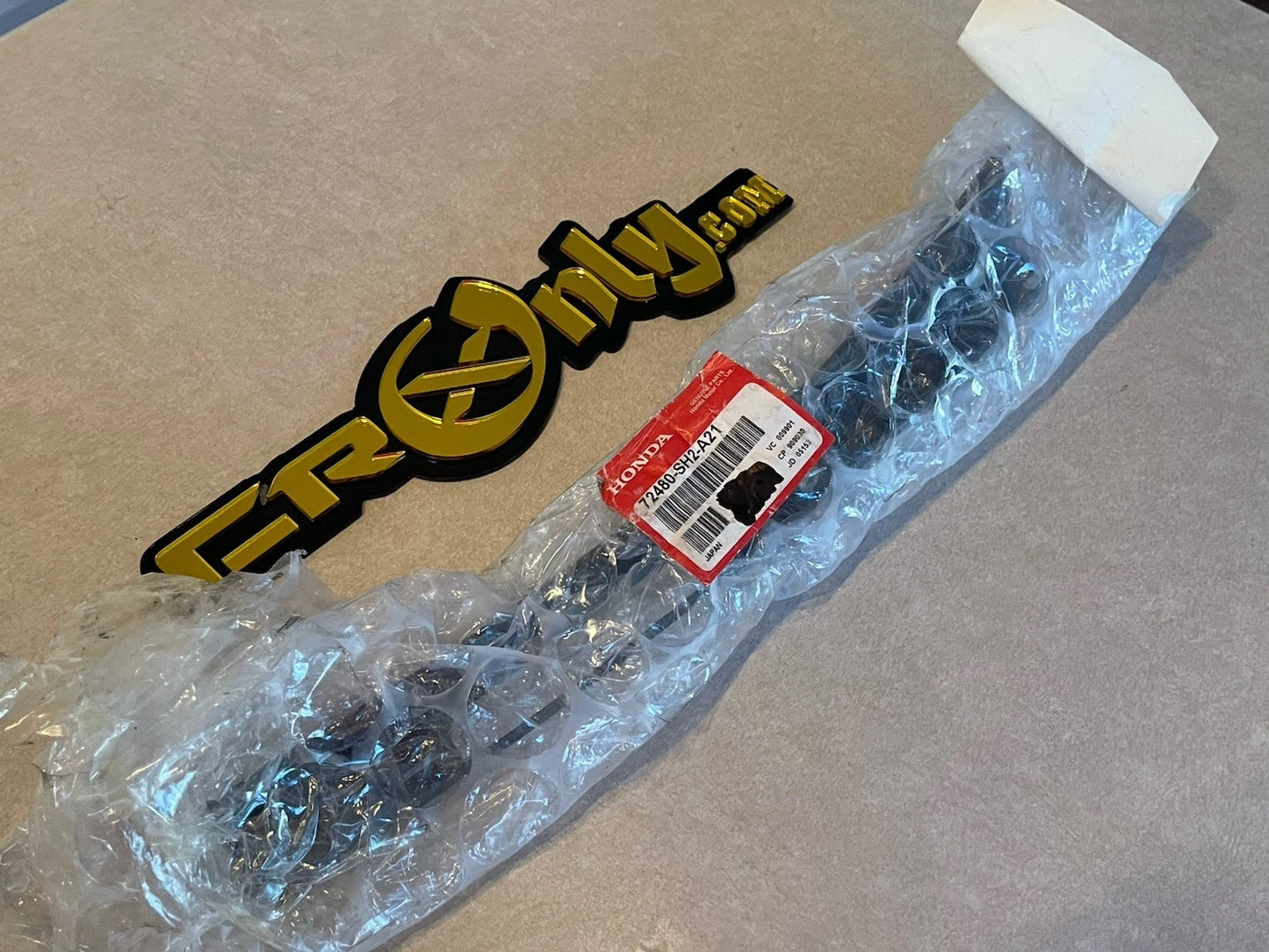 90-91 Crx Door interior B Pillar Sash Metal Trim Driver Side 72480-SH2-A21. NOS