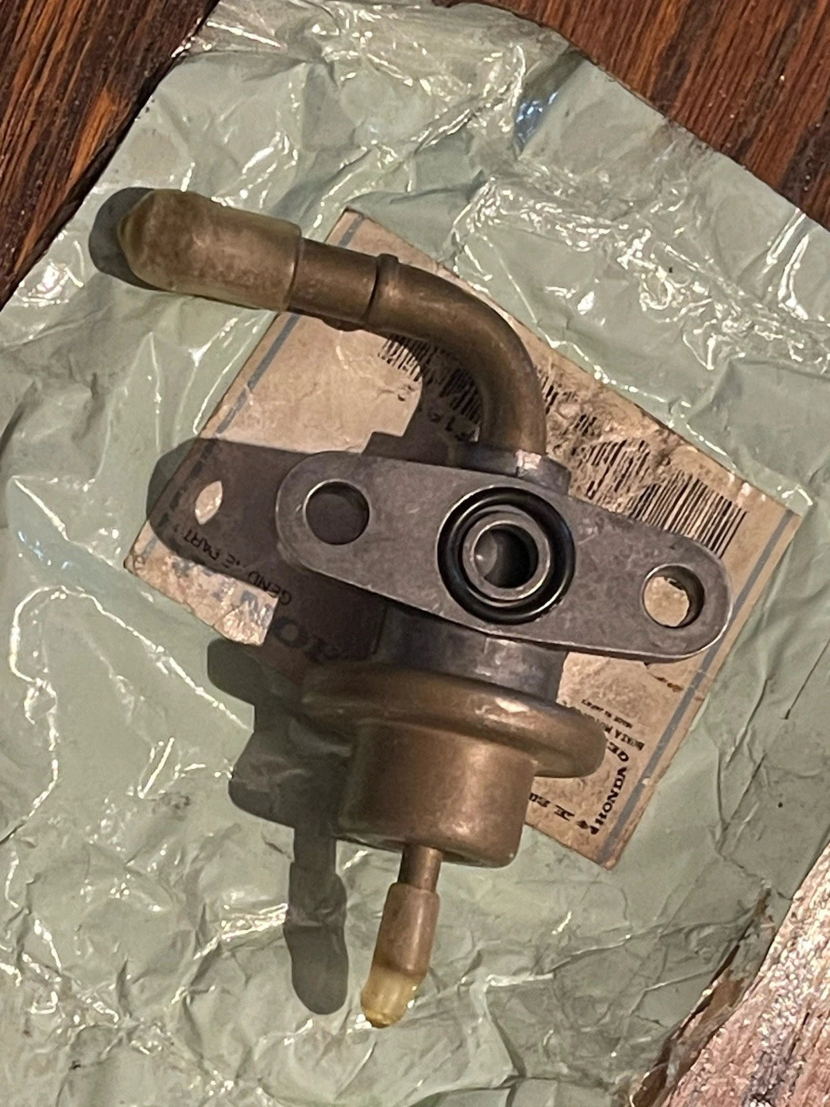 88-91 Honda CRX 1.6L Fuel Injection Pressure Regulator OEM NOS NEW